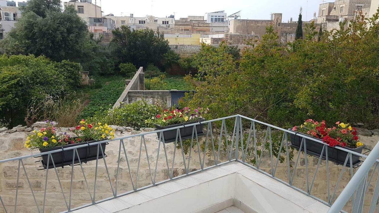 Апартаменти Dar Is-Sliem Tarxien Екстер'єр фото